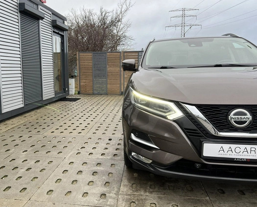 Nissan Qashqai cena 69500 przebieg: 154062, rok produkcji 2018 z Pieńsk małe 529